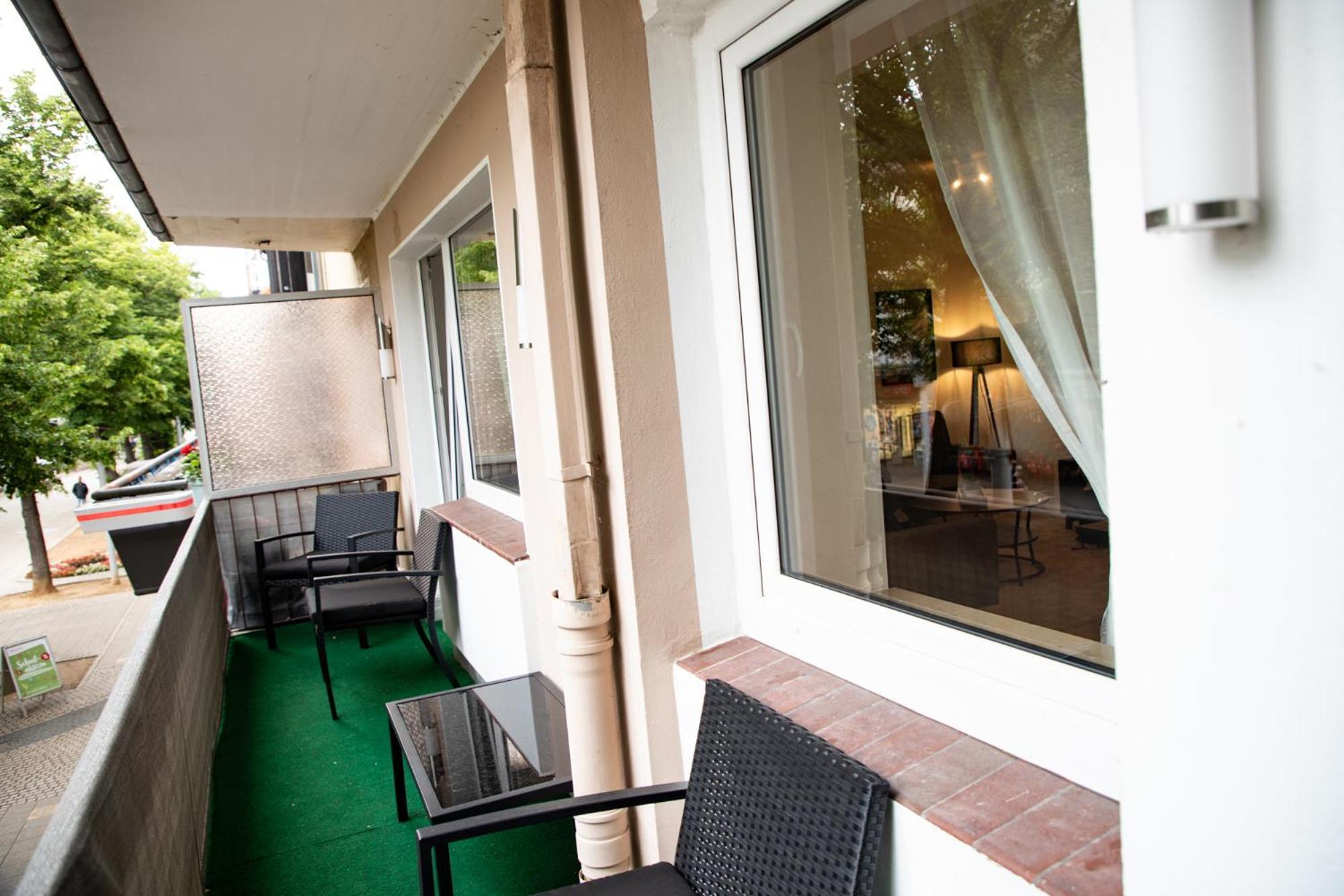Me Living Bad Pyrmont Innenstadt 10 Meter Balkon Exterior foto